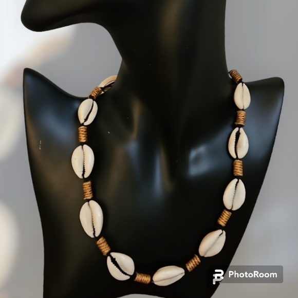 VTG Macrame Cowrie Shell Men's Surfer Choker Necklace - Picture 1 of 6